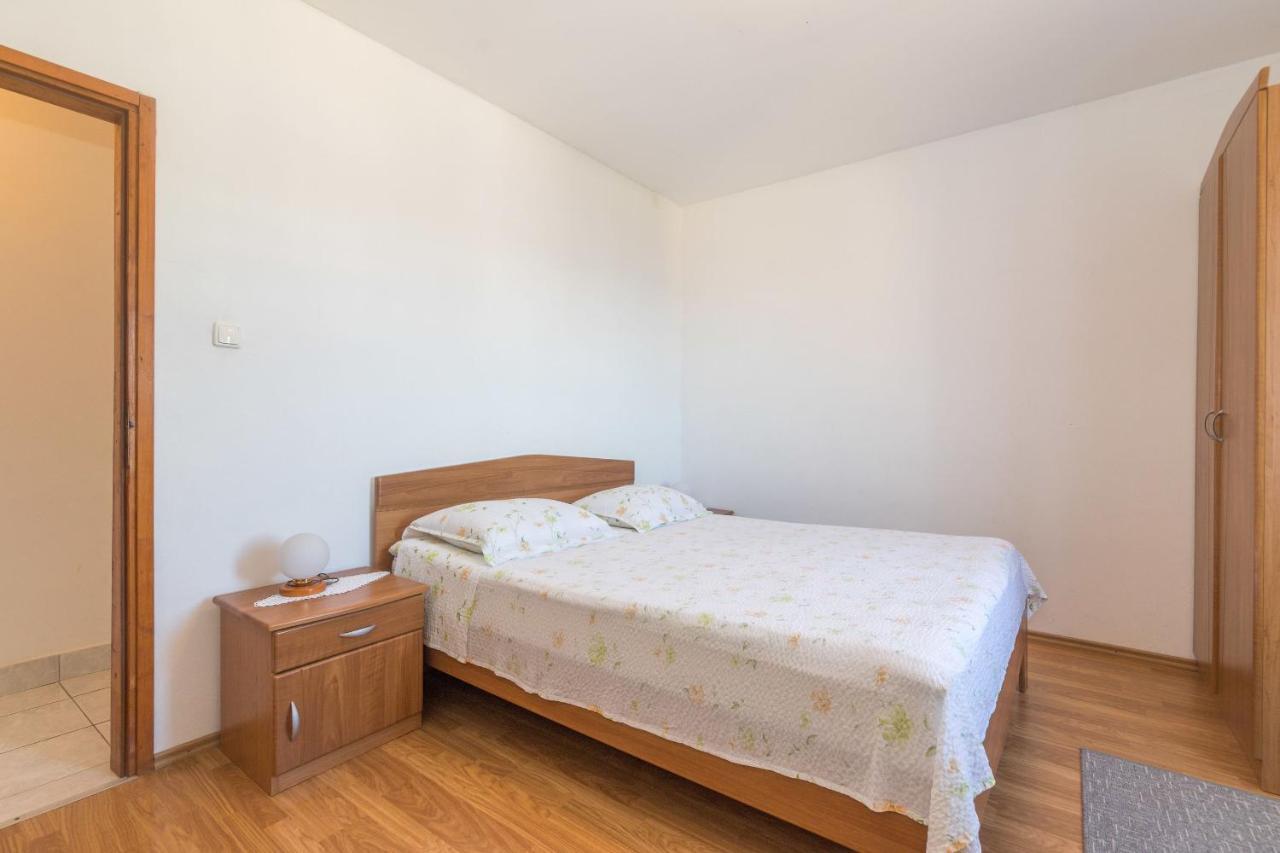 Apartments Jaksa Vis Dış mekan fotoğraf
