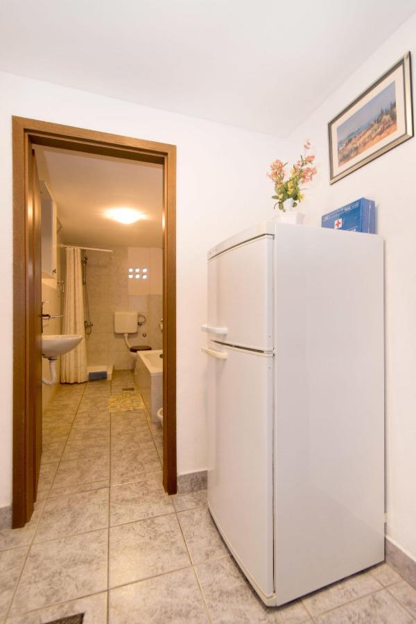 Apartments Jaksa Vis Dış mekan fotoğraf